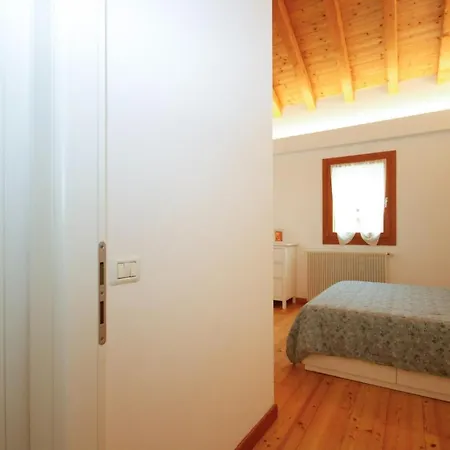 Domus Jessica Apartman Campea